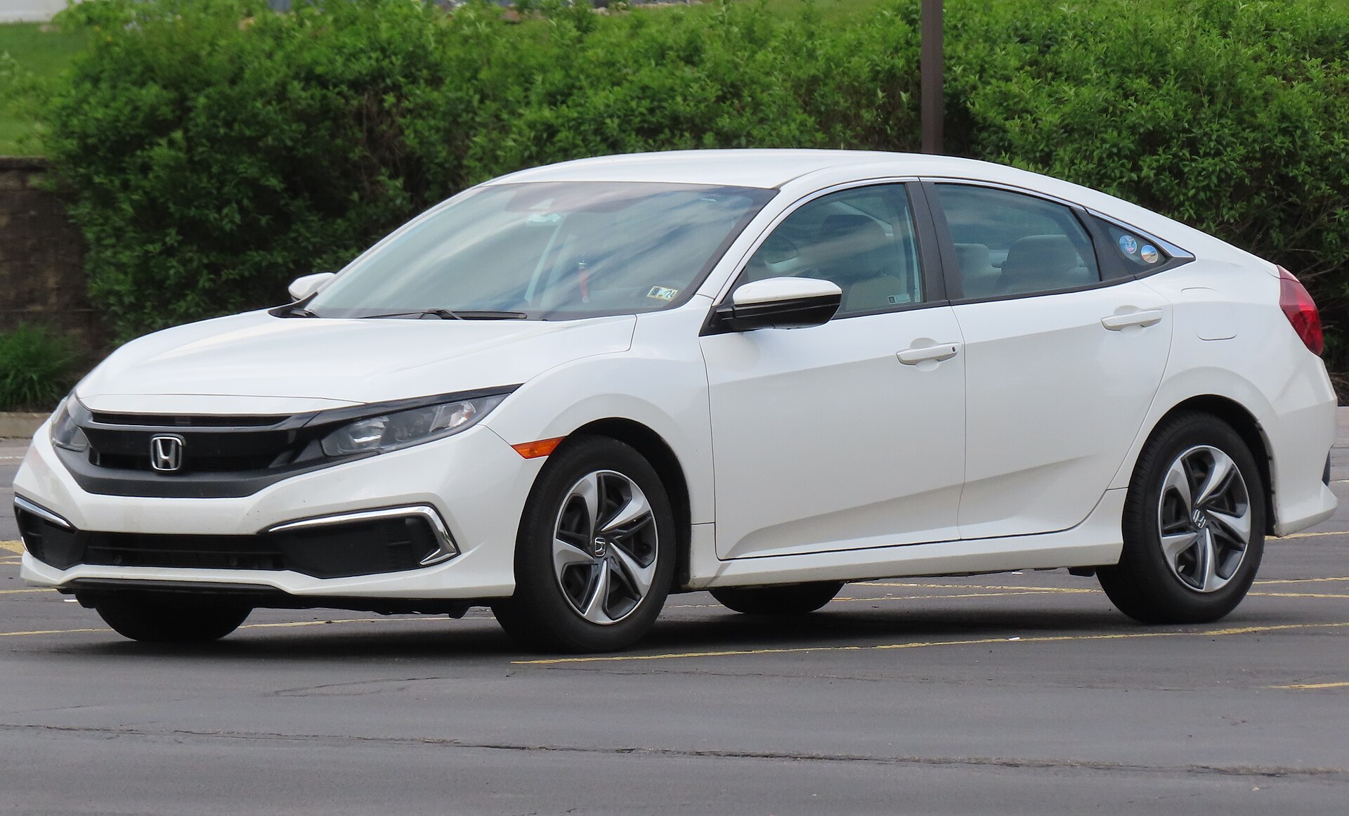 2020 Honda Civic 1.5 TC-P photo 2 of 3