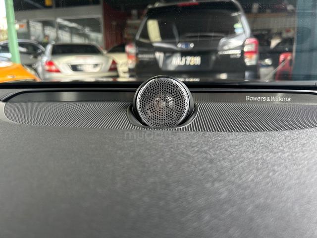2018 Volvo S90 S90 2.0 T8 Inscription Plus