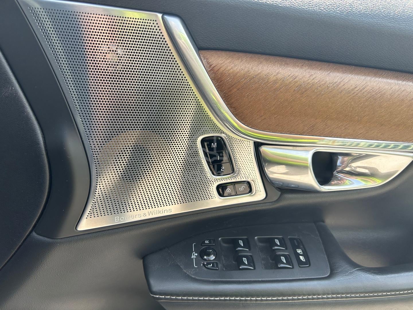 2018 Volvo S90 S90 2.0 T8 Inscription Plus