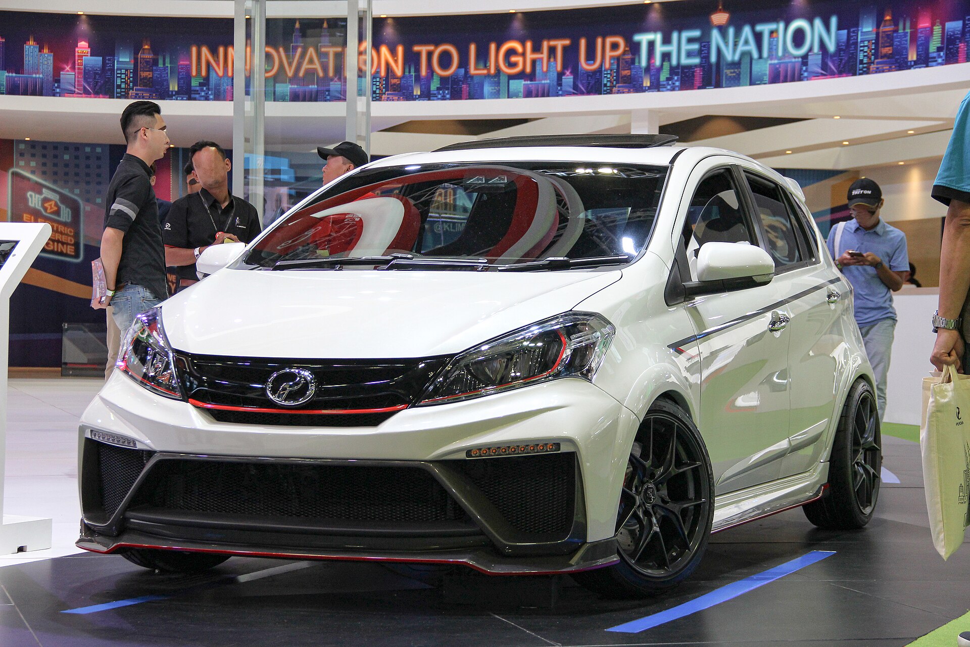 2022 Perodua Myvi 1.5 AV photo 2 of 3