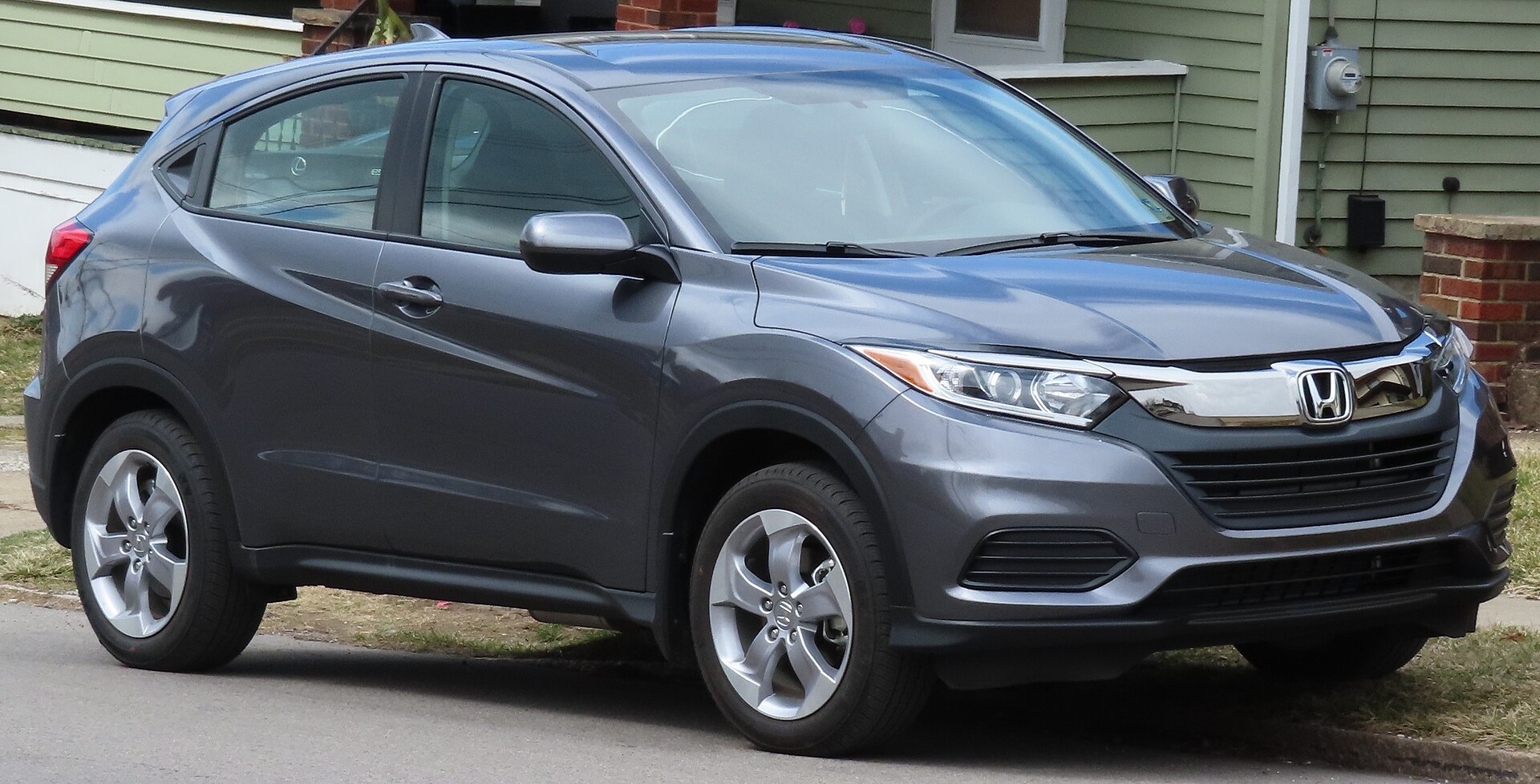2019 Honda HR-V 1.8 E photo 3 of 3